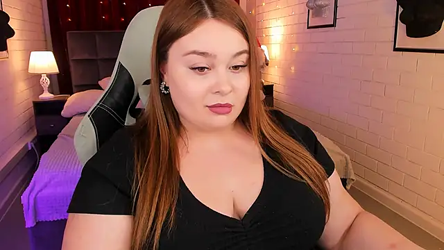 Snapshot of KimberlyMaran chatting on 01.18.25 KimberlyMaran online show from 01.18.25