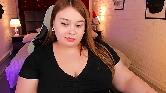 Snapshot of KimberlyMaran chatting on 01.18.25 KimberlyMaran online show from 01.18.25