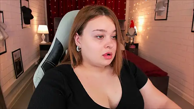 Snapshot of KimberlyMaran chatting on 02.07.25 KimberlyMaran online show from 02.07.25