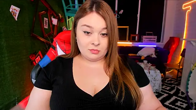 Snapshot of KimberlyMaran chatting on 02.25.25 KimberlyMaran online show from 02.25.25