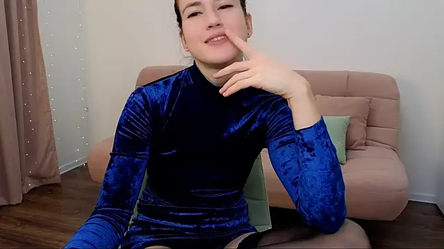 AliciaNewell online show from 12.29.24