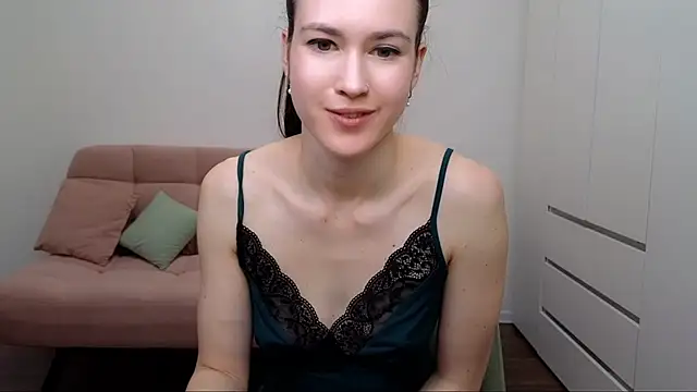 AliciaNewell online show from 02.24.25