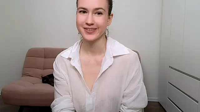 AliciaNewell online show from 03.15.25
