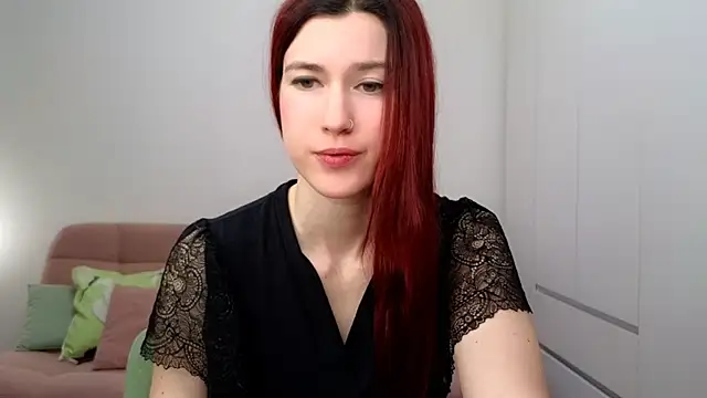 AliciaNewell online show from 11.16.25