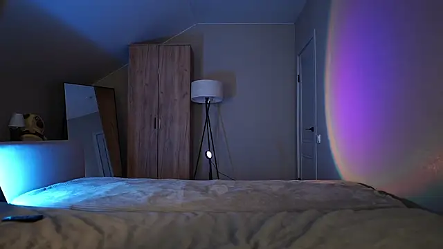 Snapshot of VikkiLustfull chatting on 11.19.25 VikkiLustfull online show from 11.19.25