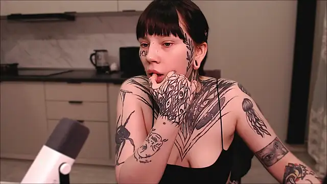 tradishka online show from 02.28.25