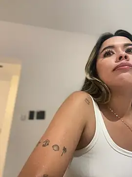 Snapshot of Emilia_Bakerr chatting on 01.16.25 Emilia Bakerr online show from 01.16.25