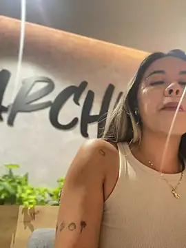 Snapshot of Emilia_Bakerr chatting on 01.21.25 Emilia Bakerr online show from 01.21.25