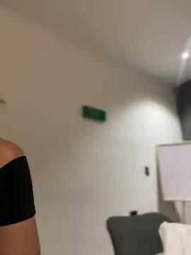 Snapshot of Emilia_Bakerr chatting on 02.07.25 Emilia Bakerr online show from 02.07.25