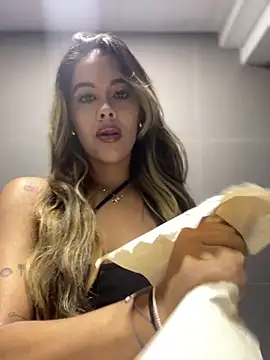 Snapshot of Emilia_Bakerr chatting on 02.08.25 Emilia Bakerr online show from 02.08.25