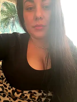 DaisyStreet online show from 12.19.25