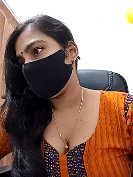 Ritusri Dotta online show from 02.07.25