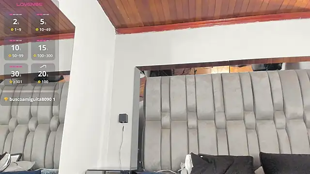 NikkySmiith online show from 10.16.25