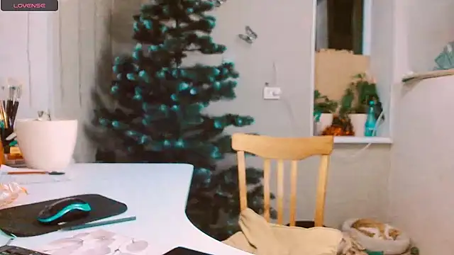 Snapshot of RosaJil chatting on 12.15.24 RosaJil online show from 12.15.24