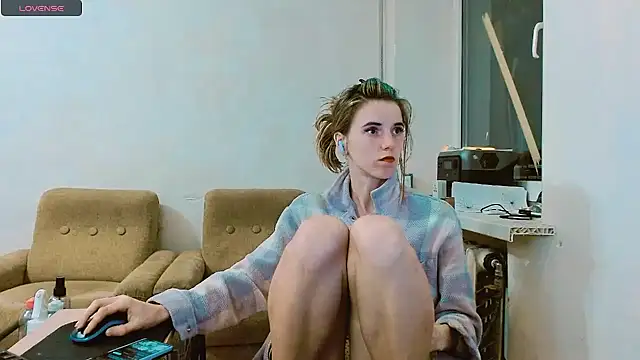 Snapshot of RosaJil chatting on 03.08.25 RosaJil online show from 03.08.25