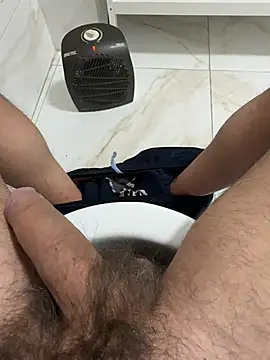 Snapshot of pino8787 chatting on 02.01.25 pino8787 online show from 02.01.25