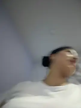 Snapshot of MarianaBenz chatting on 03.09.25 MarianaBenz online show from 03.09.25