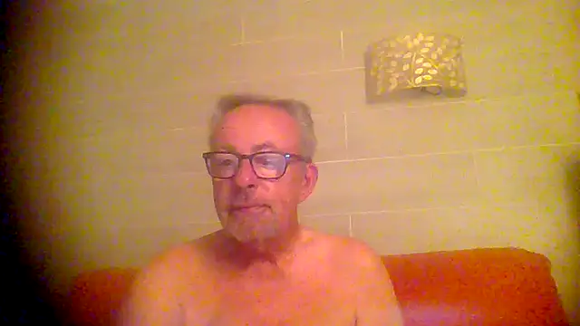 tuggy59 online show from 10.22.25