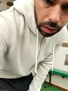 Jeniffer Jarvis online show from 02.04.25