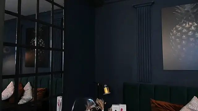 Snapshot of taylor_bennet chatting on 03.11.25 taylor bennet online show from 03.11.25