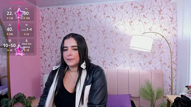 Snapshot of taylor_bennet chatting on 10.05.25 taylor bennet online show from 10.05.25