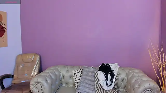 Snapshot of taylor_bennet chatting on 10.13.25 taylor bennet online show from 10.13.25