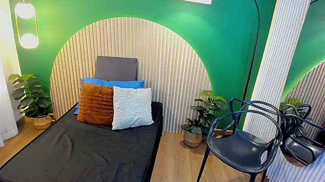 Snapshot of taylor_bennet chatting on 11.02.25 taylor bennet online show from 11.02.25