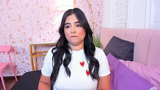 taylor bennet online show from 04.10.26