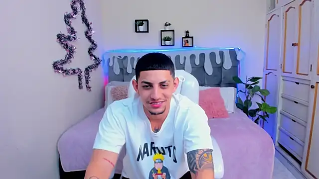 Alex cute77 online show from 12.06.24