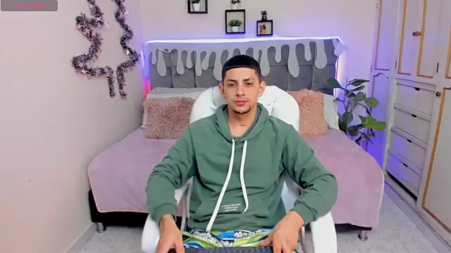 Alex cute77 online show from 12.07.24