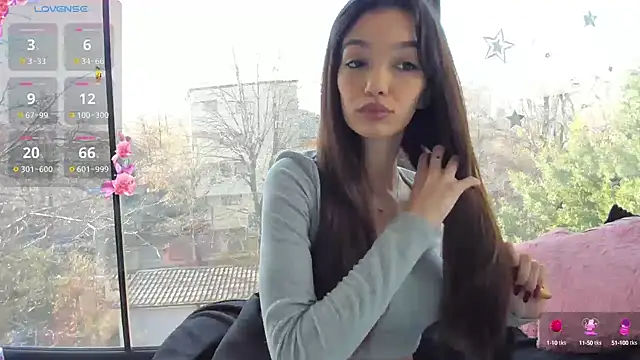 Sassy Teen online show from 12.17.24