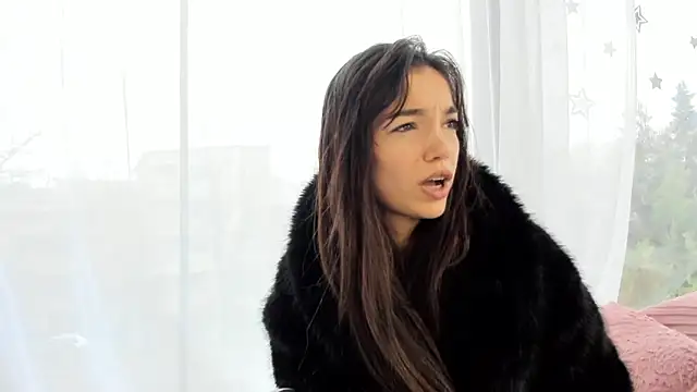 Sassy Teen online show from 12.21.24