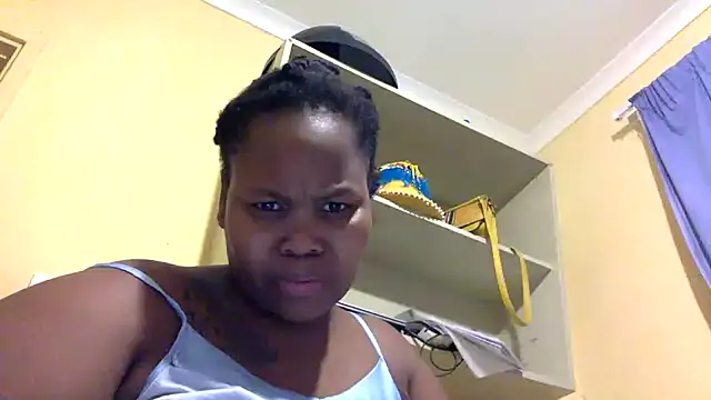 Real1SweetQueen online show from 02.11.25