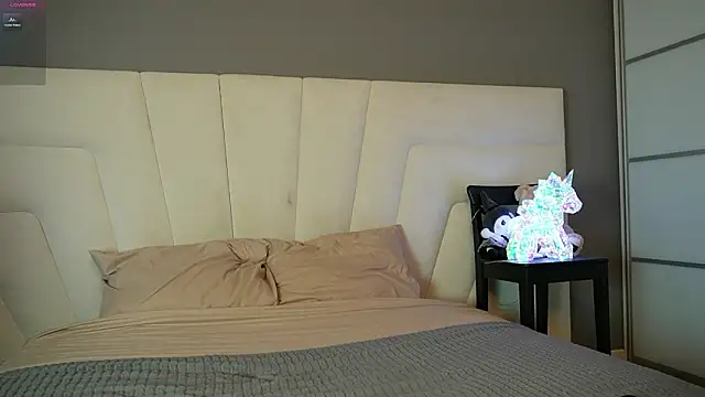 annief0x online show from 03.18.26