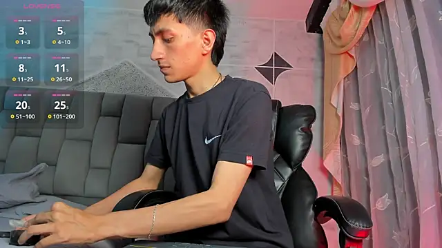 DereckCooperr online show from 11.04.25