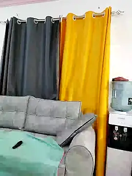 Snapshot of bebygirl143s chatting on 01.09.25 bebygirl143s online show from 01.09.25