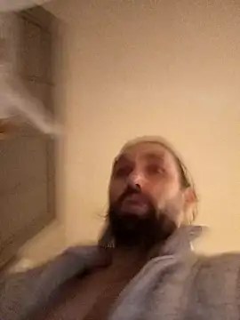 Snapshot of teekoine1 chatting on 01.22.25 teekoine1 online show from 01.22.25