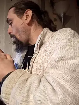 Snapshot of teekoine1 chatting on 02.01.25 teekoine1 online show from 02.01.25