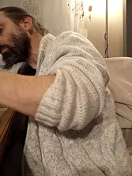 Snapshot of teekoine1 chatting on 10.24.25 teekoine1 online show from 10.24.25