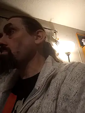 Snapshot of teekoine1 chatting on 10.30.25 teekoine1 online show from 10.30.25