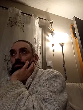 Snapshot of teekoine1 chatting on 11.07.25 teekoine1 online show from 11.07.25