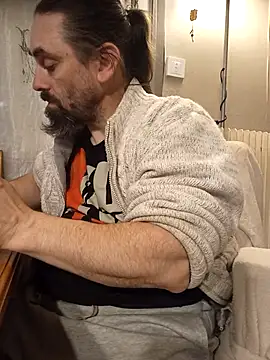 Snapshot of teekoine1 chatting on 11.10.25 teekoine1 online show from 11.10.25