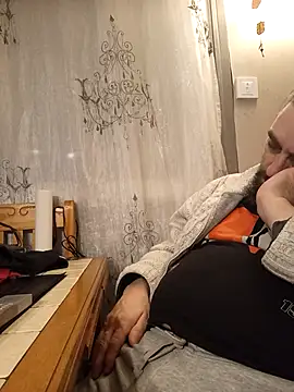 Snapshot of teekoine1 chatting on 11.11.25 teekoine1 online show from 11.11.25