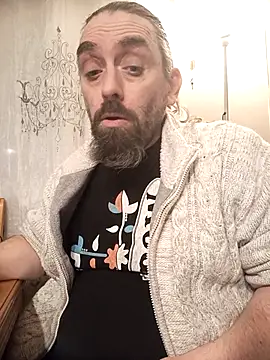 Snapshot of teekoine1 chatting on 11.12.25 teekoine1 online show from 11.12.25