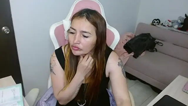 EVA GRAYS online show from 02.23.26