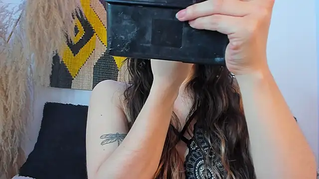 Katy Van online show from 02.20.25