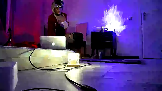 Snapshot of CharlotteVixxens chatting on 02.12.25 CharlotteVixxens online show from 02.12.25