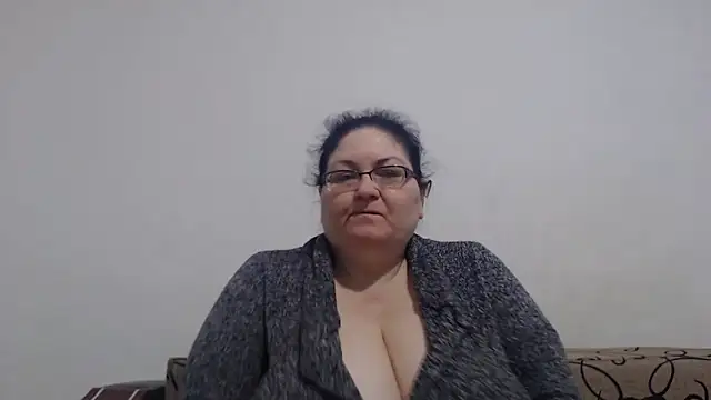 Nykyxo online show from 04.22.26