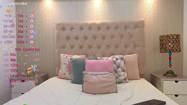 NatyQueen  online show from 01.09.25