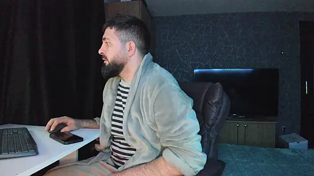 Snapshot of Eduu2322 chatting on 12.09.24 Eduu2322 online show from 12.09.24